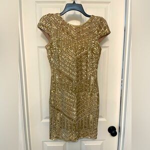 Dress the population, size medium, gold sequin cap sleeve dress